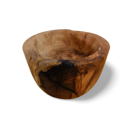 Olive wood Medium size featuring branch growth